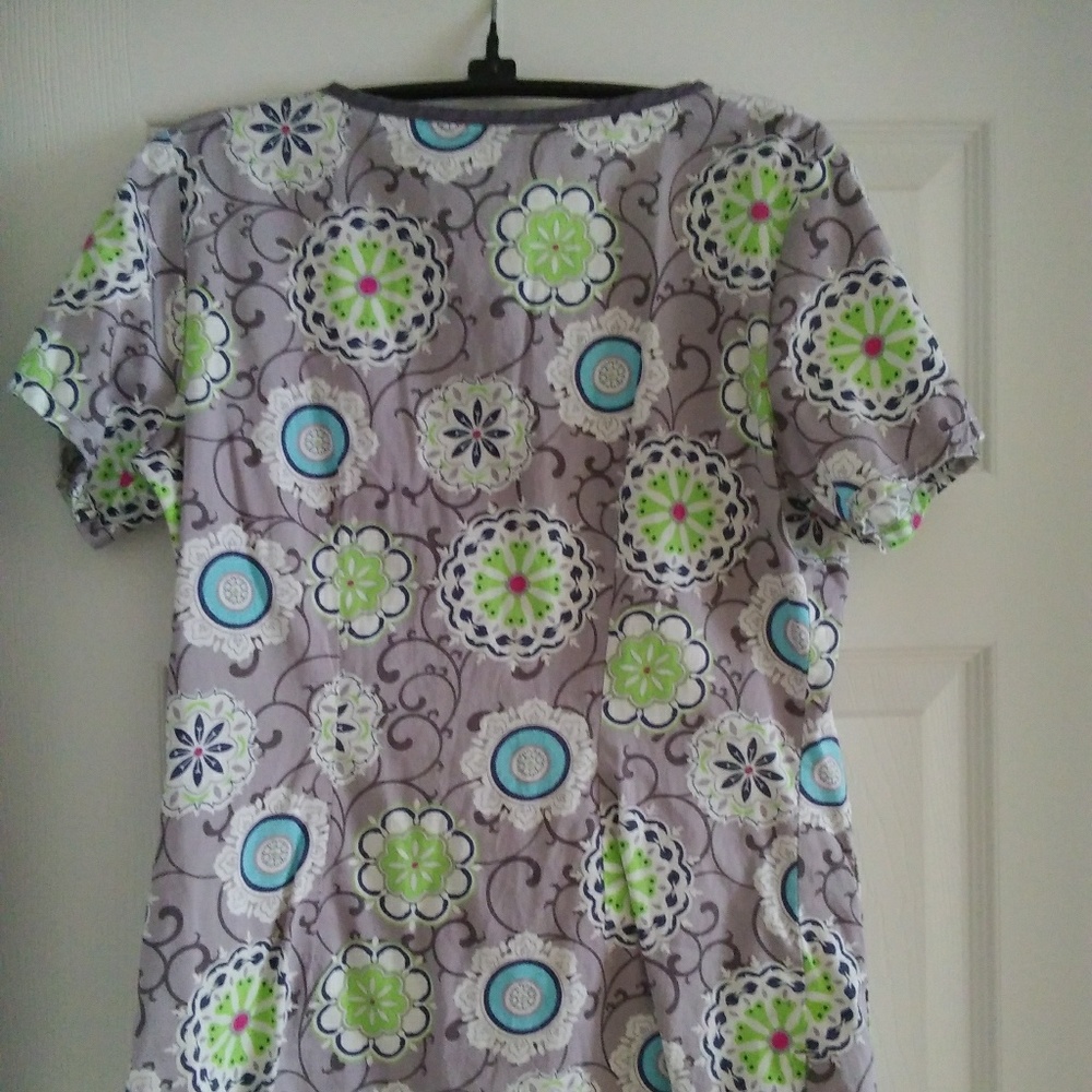 Scrub set - Picture 3 of 8